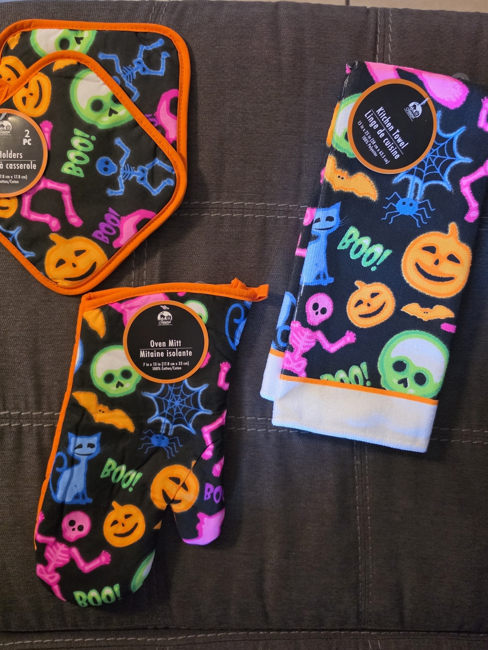 Halloween matching Kitchen linens